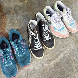 Brooks Teal and Pink Running Shoes